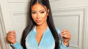 Maeva Ghennam arrêtée par la police de Dubaï à cause de sa tenue, elle  prend une grande décision - Voici