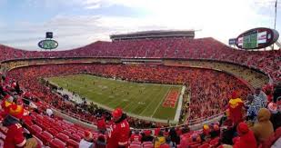 It is one of the most iconic stadiums in the nfl, and holds the world record for the loudest crowd roar at a sports stadium. Arrowhead Stadium Bereich 342 Heimat Von Kansas City Chiefs
