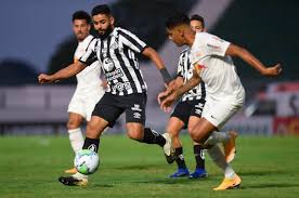 Arrivé en 2018 au fc nantes depuis l'italie, en provenance de l'udinese, lucas evangelista n'a finalement réalisé qu'une seule saison chez les canaris. Tabu Red Bull Bragantino Nao Vence O Santos Em Casa Desde 2011 Lance