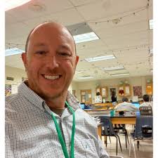 Fall break is the perfect time to see Rice Creek shine in autumn,  showcasing SUNY Oswego's natural beauty.