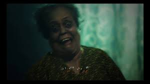 Jadi orang kampung itu mula kecoh mengenai kematian tok wan terbang dan semua penduduk kampung menunggu jenazah tok wan terbang di rumahnya manakala jenazah mak betong terbujur kaku seorang diri di rumah. Keranda Tok Wan Terbang Full Movie Youtube