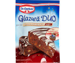 Glazura de ciocolata de la dr. Dr Oetker Glazura Duo Cu Gust De Ciocolata Neagra Si Alba 100g 4 99 Lei Buc Cora Ro