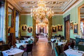 A visit to café sperl is like a dive into the history of vienna, a stage for artists and the public. Freizeit Guide Die 20 Schonsten Kaffeehauser In Wien Der Varta Fuhrer