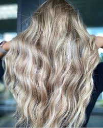 Quality, affordable women's hairstyles and men's haircuts from hairstyle ideas and product tips to the latest looks and hair trends, get the advice and information you need before heading to the salon. Twystsalon