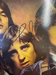 Selling authenticated Highway to Hell album cover?