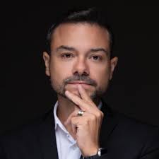 Em São Paulo, tive o privilégio de Palestrar em um dos eventos mais  tradicionais do Brasil: O Smart Customer 2019. Para um seleto grupo de  profissionais, falei de Customer Experience no prisma