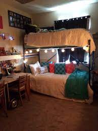 Dormroom College Dorm Bunkbeds To Free Up Space Carpet From Home Dorm Room Diy Dorm Room Layouts Dorm Room Decor