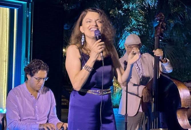 Il jazz di Roberta Gambarini incanta il golfo flegreo