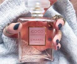 معلومات عن عطر كوكو مدموزيل شانيل. Ø±ÙŠÙÙŠÙˆ Ø¹Ø·Ø± Ø´Ø§Ù†ÙŠÙ„ ÙƒÙˆÙƒÙˆ Ù…Ø¯Ù…ÙˆØ²ÙŠÙ„ ÙˆØ§Ù„Ø¨Ø¯ÙŠÙ„ Ø§Ù„Ø§Ø±Ø®Øµ Ù„Ù‡ Chanel Coco Mademoiselle Perfume Review Youtube In 2021 Perfume Scents Coco Mademoiselle Perfume Collection
