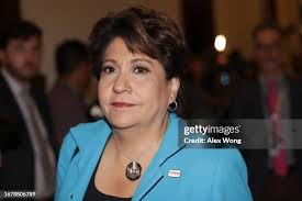 251 Janet Russell Photos & High Res Pictures