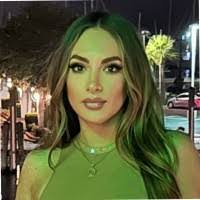 Emma Adelson's Instagram, Twitter & Facebook