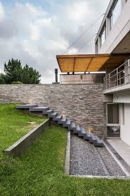 Gartentreppe Ohne Gelander Minimalistische Gartengestaltung Modern Moderne Gartenentwurfe Gartentreppe Gartengestaltung