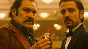 Spencer, il poster del film su Lady D