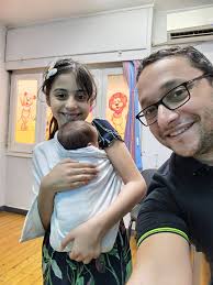 روان بتقول لكم الشيال تنفع من اول يوم عند خال العيال