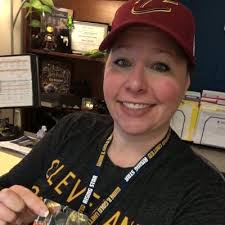 Ami Hollis (@AmiHollis)