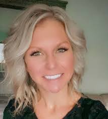 Noel Gillette's Instagram, Twitter & Facebook