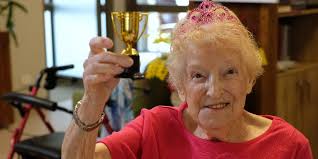 106-Year-Old Woman Shares Hobbies, Habits She Says Helped Longevity