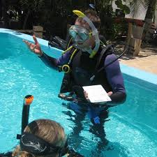 Menyediakan software assessment dan aplikasi skoring psikotes yang dapat digunakan untuk seleksi, rekrutmen, pengembangan, pengukuran potensi bagi karyawan, mahasisa. Padi Idc Staff Instructor Course Gopro Xtc Dive Center