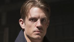 What Altered Carbon S Joel Kinnaman Really Thinks About Resleeving