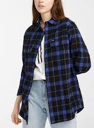 Un choix unique de chemise flanelle femme disponible dans notre magasin. La Chemise Flanelle Carreaux Vintage Obey Chemisiers Et Chemises Pour Femme Simons