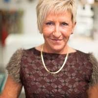 10 "Danielle Min" profiles