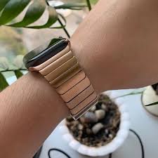 With apple watch series 6 on your wrist, a healthier, more active, more connected life is within. Luxury Stainless Steel Apple Watch Bands Rose Gold