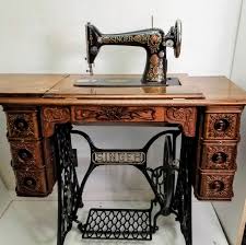 You're so lucky that beautiful cabinet wasn't painted. Singer Sewing Machine Drawing Room Cabinet Peepsburgh