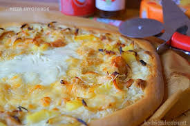Pizza Savoyarde Facon Tartiflette Aux Delices Du Palais Pizza Savoyarde Tartiflette Recettes De Cuisine