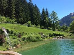 Bergdorf hinterstein, hinterstein, bayern, germany. Oase Im Sommer Naturbad Prinze Gumpe Ladt Zum Schwimmen Ein Picture Of Prinze Gumpe Restaurant Hinterstein Tripadvisor