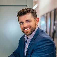 Deborah Knippel's Instagram, Twitter & Facebook