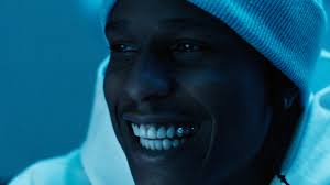 EASPORT FIFA 19 — LOREN DENIS