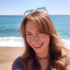 Danielle Woodside (@danielle.burns.330) • Instagram photos and videos