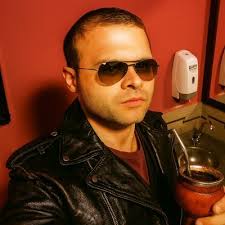 Silvia Aguiar (@Silviam68Sa)