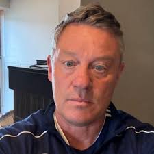 Garry Fiore (@Gaz_Fiore)