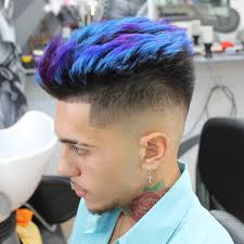 Any boy with thick enough hair can create various styles using the hair on top, while the bottom changing the hair color is just as fun as creating a new hairstyle. 608 Likes 12 Comments Silvapeluquero On Instagram Buenas Noches Yourbarberconnect Ratemycu Boys Colored Hair Dyed Hair Men Mens Hair Colour