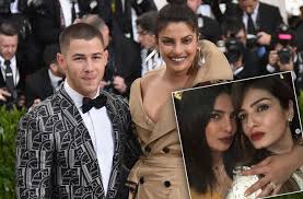Priyanka Chopra Flaunts Massive Nick Jonas Engagement Ring In First Photo