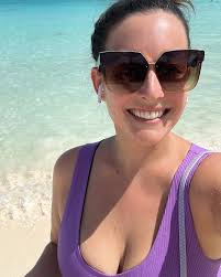 Meredith Marin, LMSW ✨ (@meredithmarin) • Instagram photos and videos