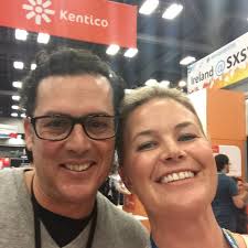 michelle slade (@MizzMartech)