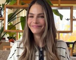 Maripier Morin publie une photo touchante avec ses deux enfants Margot et  Henri... Quel beau moment avec ses enfants... Photo dans les commentaires :