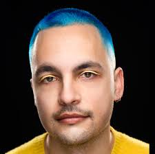 El libro que destapa las “terapias de conversión” en España