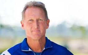 I was Googling the great Steve Scott and found this 1981 Sports Illustrated  article.