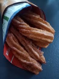 Churros Sauce Chocolat De Cyril Lignac Dans Tous En Cuisine Mes Meilleures Recettes Faciles En 2020 Recette Facile Meilleur Recette Recette