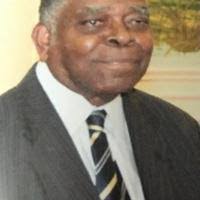 Elisa Frederick's Instagram, Twitter & Facebook