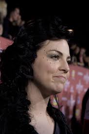 AMY LYNN LEE HARTZLER...she's the most beautiful woman in the world xD !