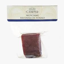 Dopo la cattura del tonno rosso, solitamente, viene ricoperto di sale ed erbe aromatiche e messo ad essiccare. Campisi Lattume Di Tonno In Olio Di Oliva Tipiliano