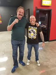 Fear factor was an american stunt/dare game show that first aired on nbc from 2001 to 2006 and was initially hosted by comedian and ufc commentator joe rogan.the show was adapted from the original dutch version now or neverland and renamed fear factor by endemol usa and nbc for the american market. Joe Rogan S Height Wife Kids And Net Worth The Modest Man