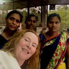 Joanna Manqueros (@musicoftheworldlivejoanna) • Foto dan video Instagram