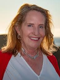 Susan Degen's Instagram, Twitter & Facebook