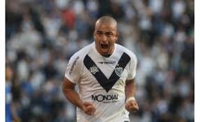 Santiago martín silva olivera (born 9 december 1980) nicknamed el tanque (the tank), is an uruguayan football. Velez Goleo Y No Le Pierde Pisada A Estudiantes Infoveloz Com