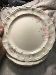 117,000+ vectors, stock photos & psd files. Plates Vintage Pfaltzgraff Usa Dinner Plates Set Of 4 Collectible Tea Rose Pattern Scalloped Edge Ivory Set Stoneware Floral Large Dinner Plates Home Living